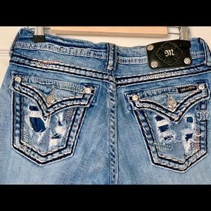 Miss Me Cuffed Capris